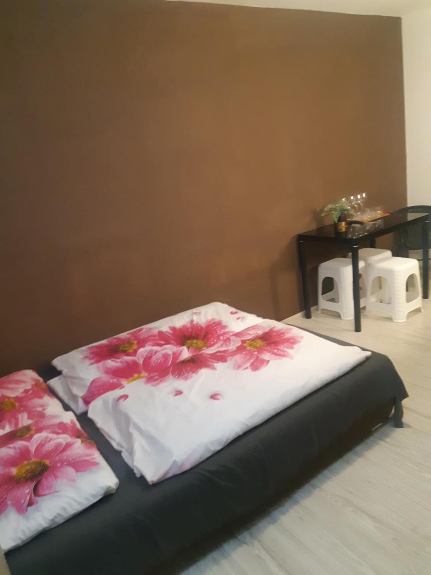 Apartment Pharamis Besenova Bagian luar foto