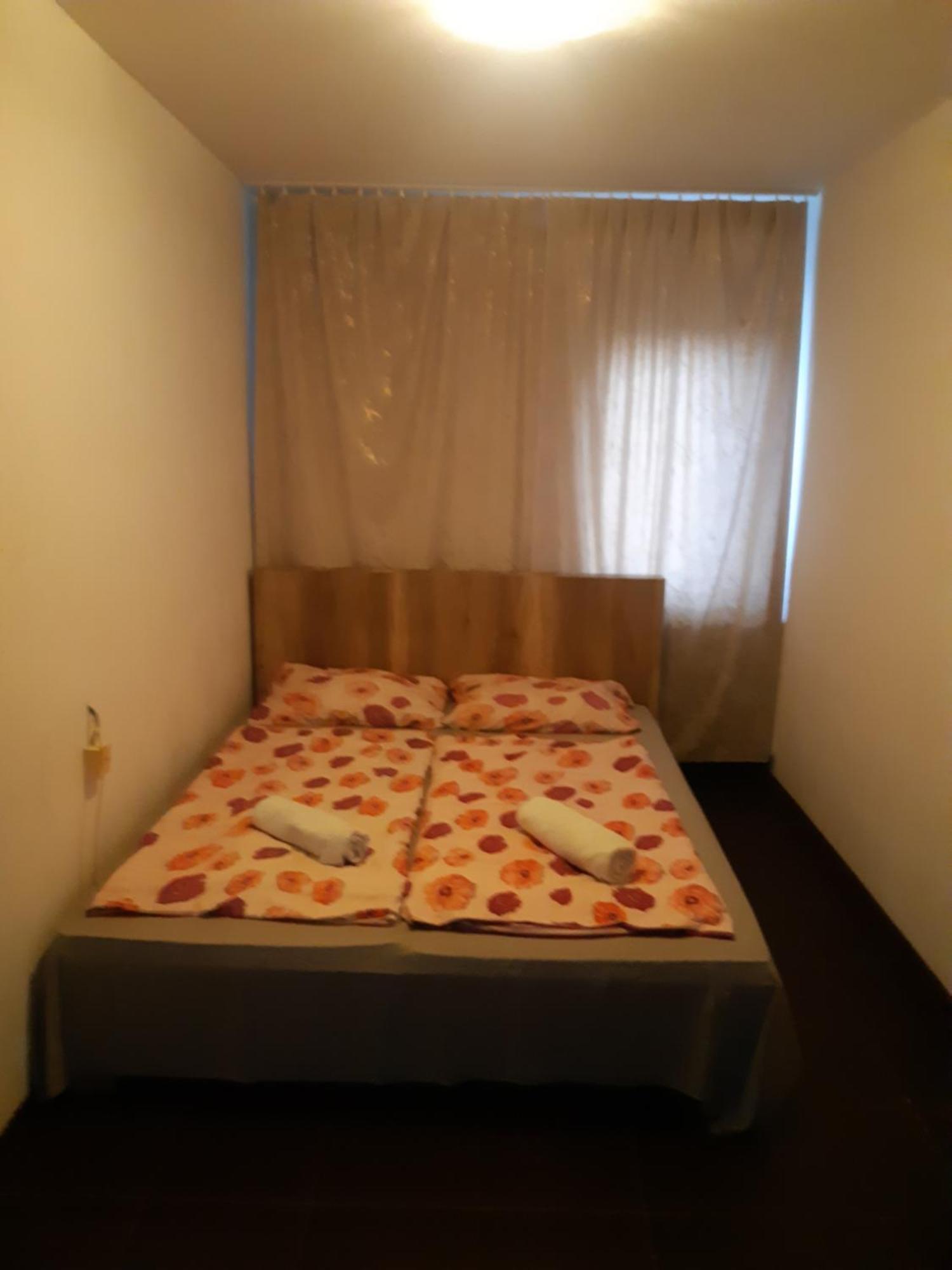 Apartment Pharamis Besenova Bagian luar foto