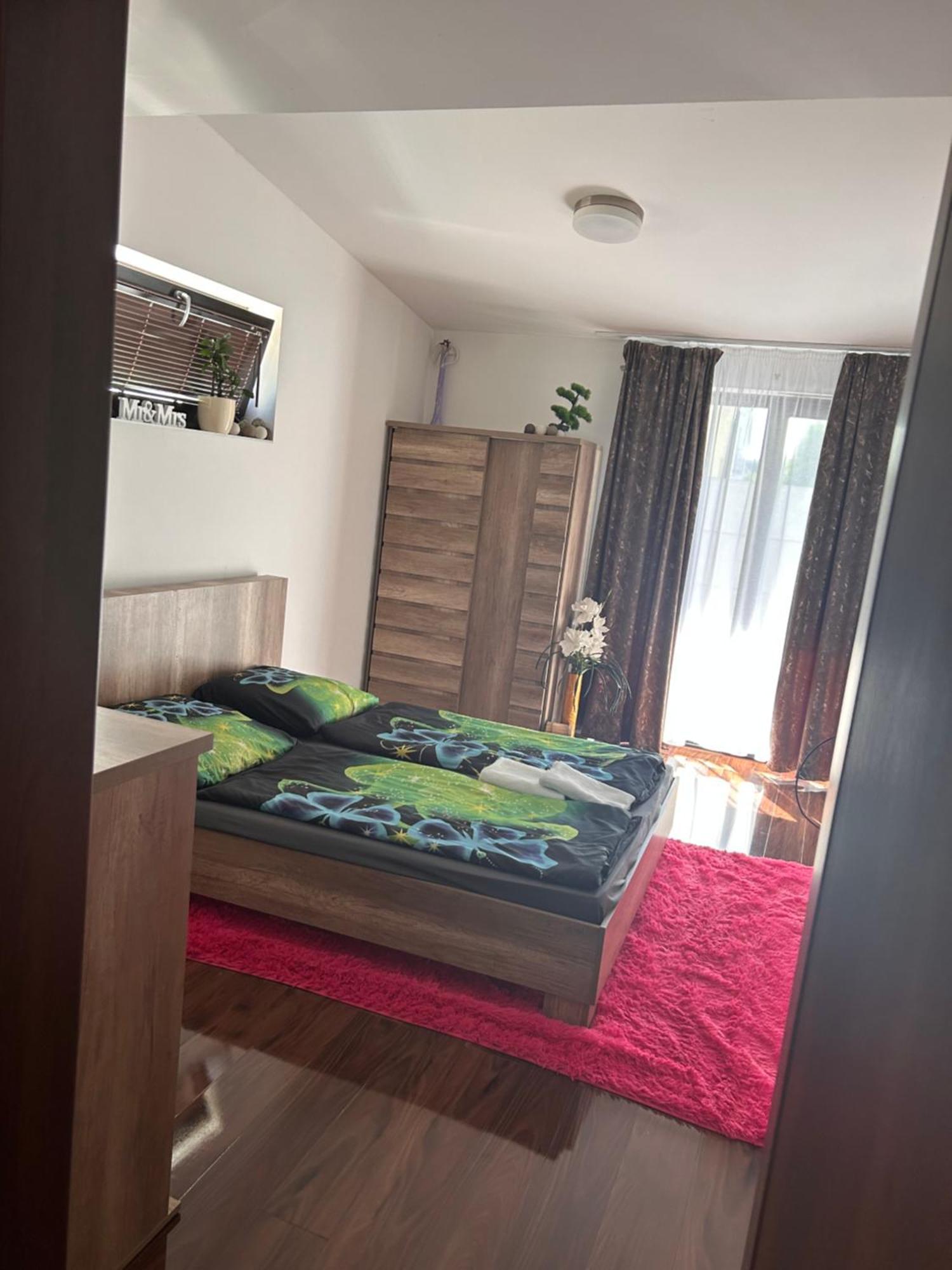 Apartment Pharamis Besenova Bagian luar foto